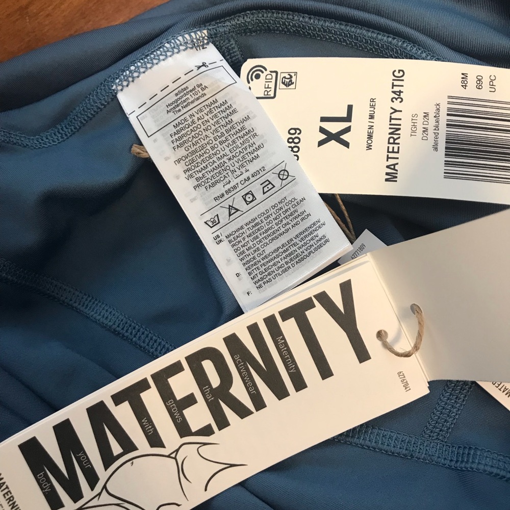 “ADIDAS” MATERNITY ladies leggings.XL
